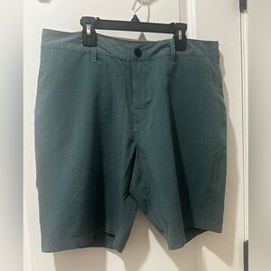 New RVCA short in teal - size 34